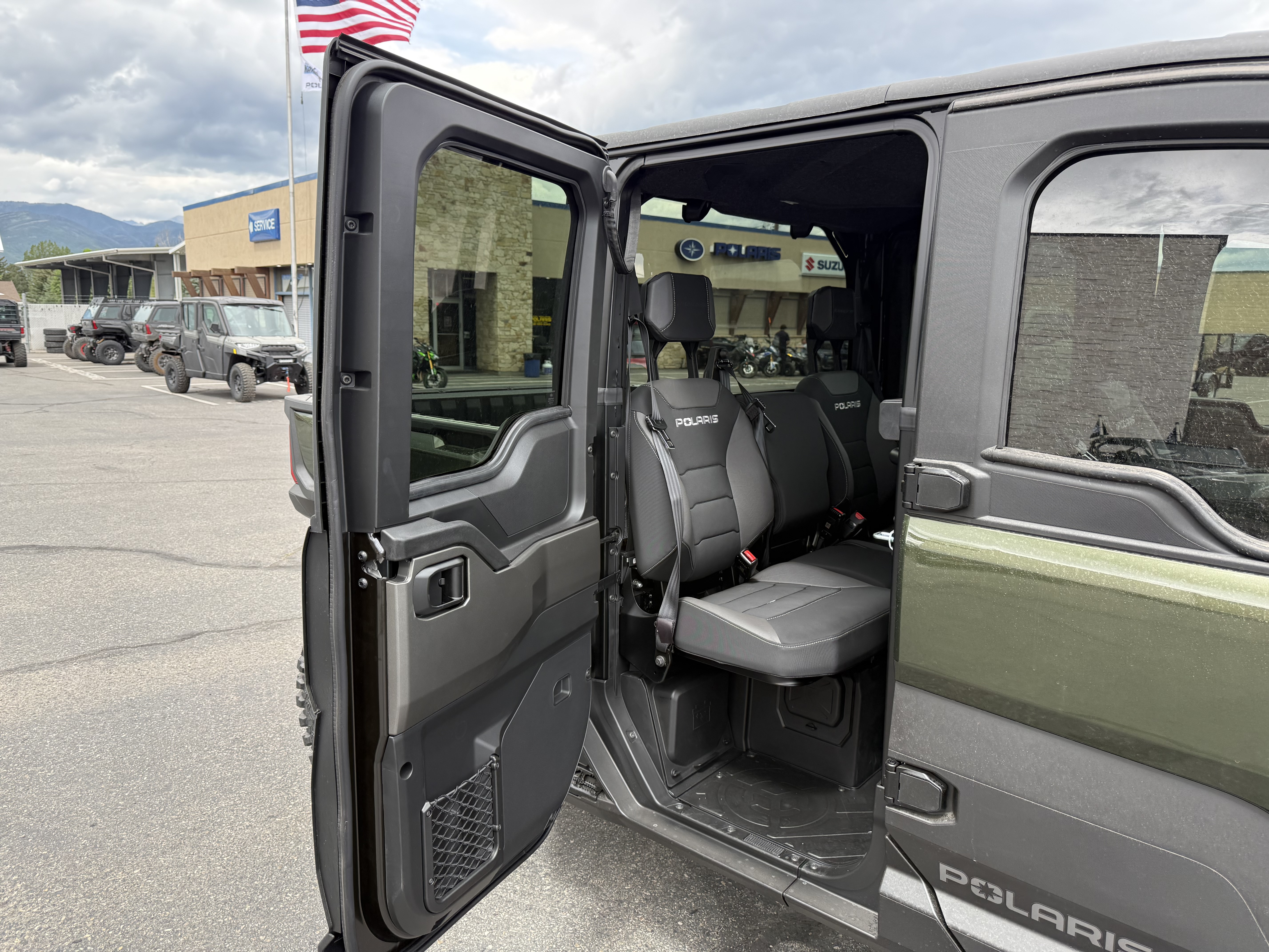 2026 Polaris RANGER CREW XD 1500 NorthStar Mountaineer Edition UTV