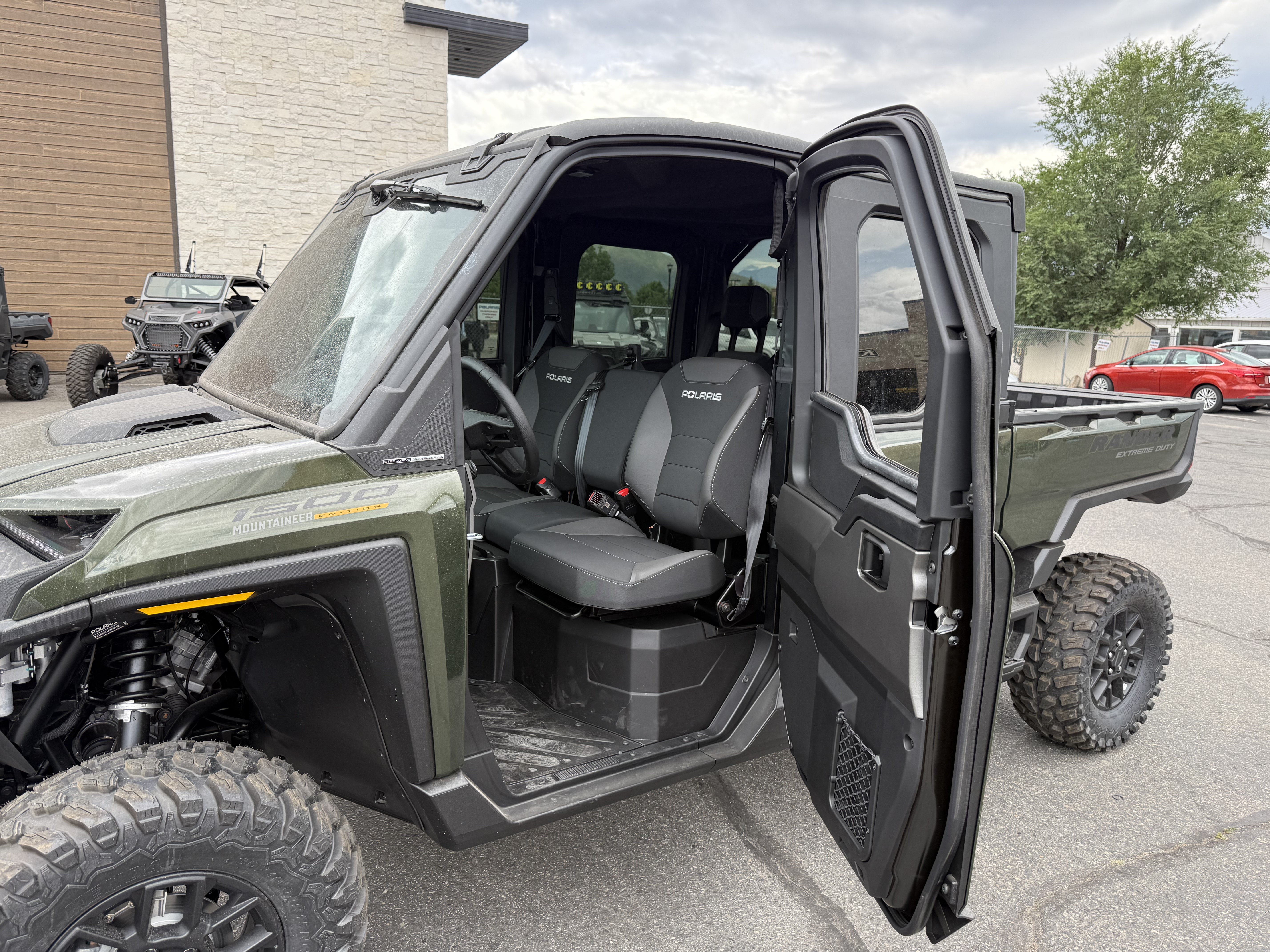 2026 Polaris RANGER CREW XD 1500 NorthStar Mountaineer Edition UTV