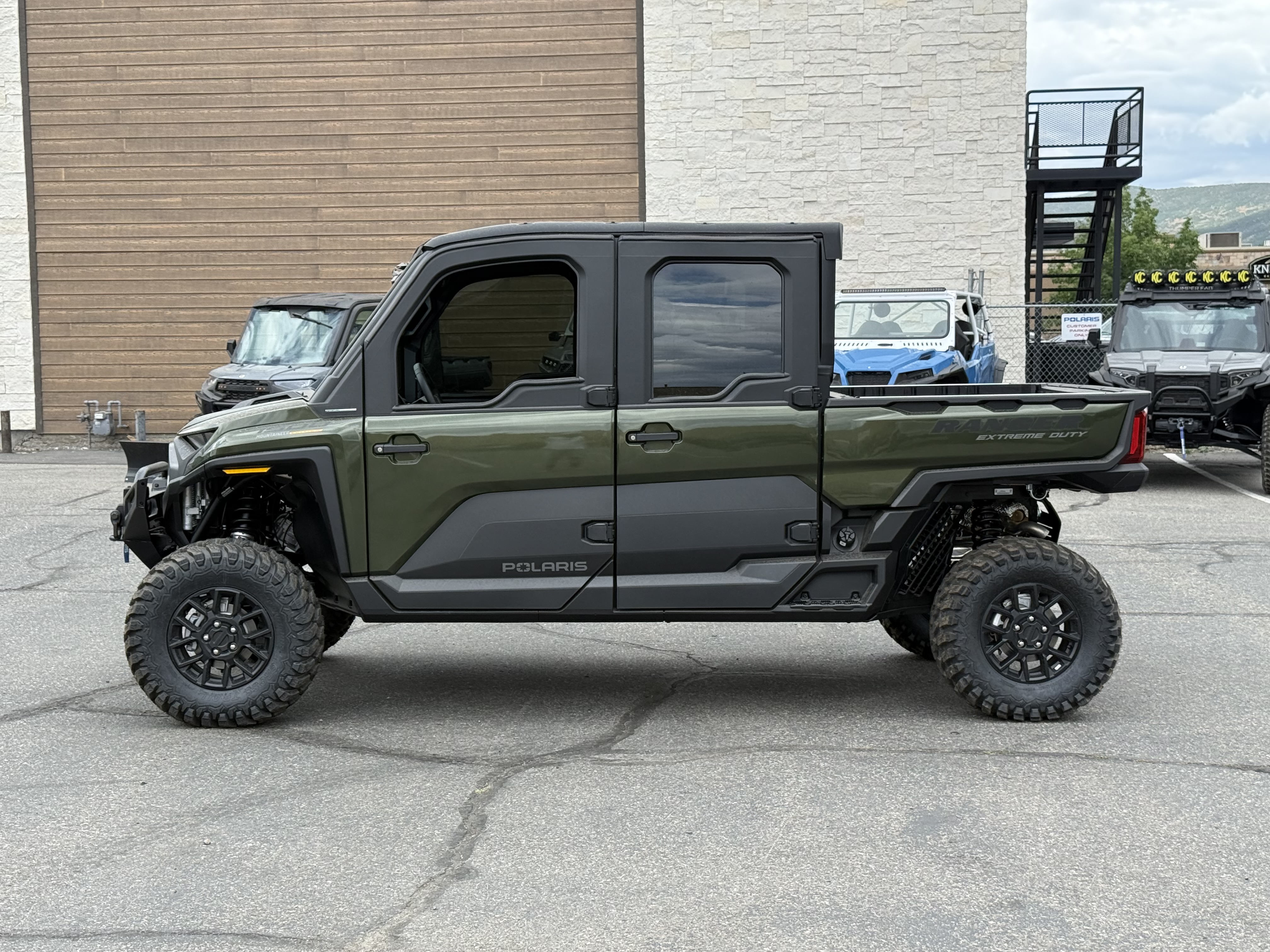 2026 Polaris RANGER CREW XD 1500 NorthStar Mountaineer Edition UTV