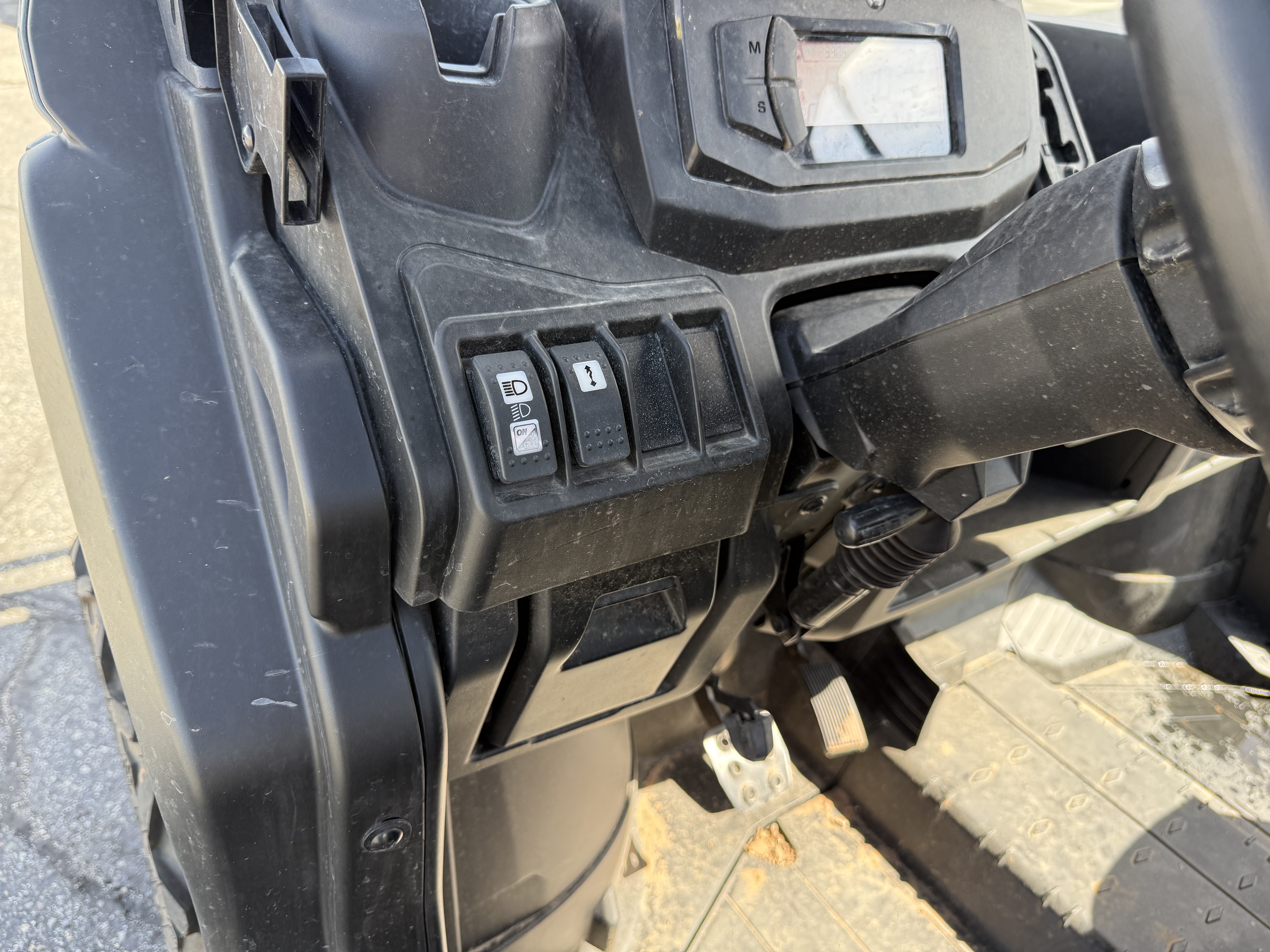 2024 CAN-AM Defender XT HD7 UTV