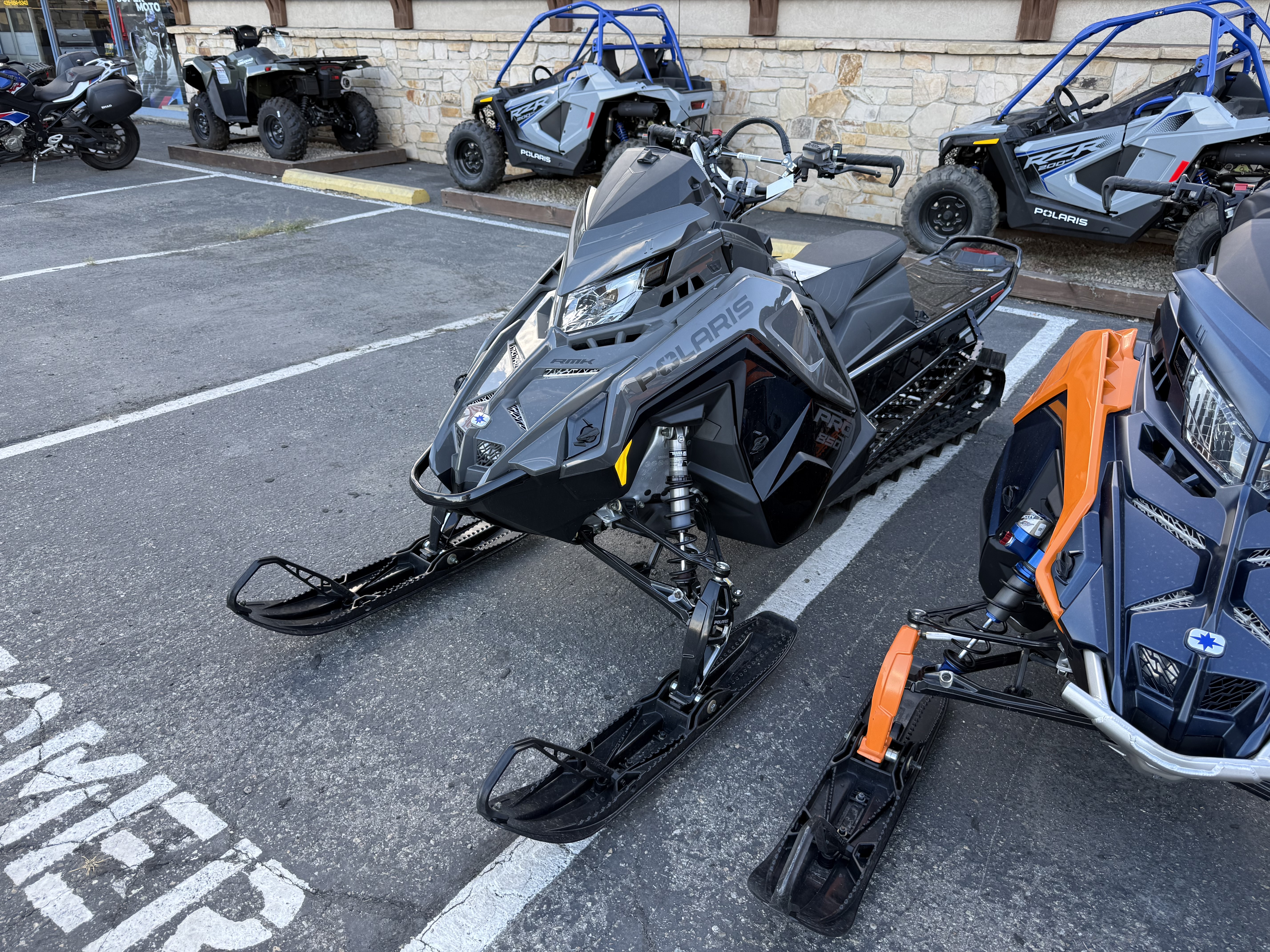 2025 POLARIS PRO RMK 155 850 SNOWMOBILE