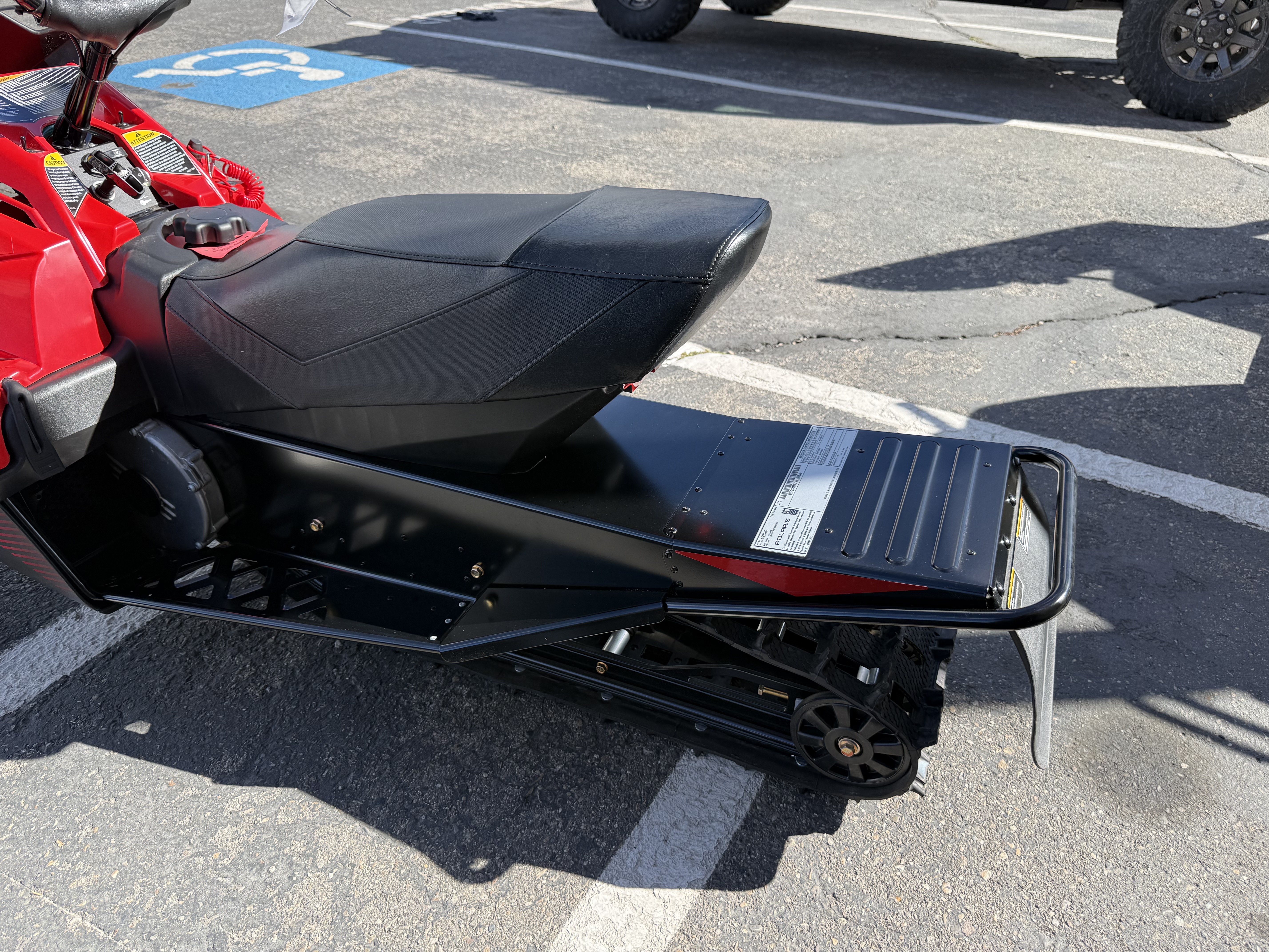 2027 Polaris INDY 200 SNOWMOBILE