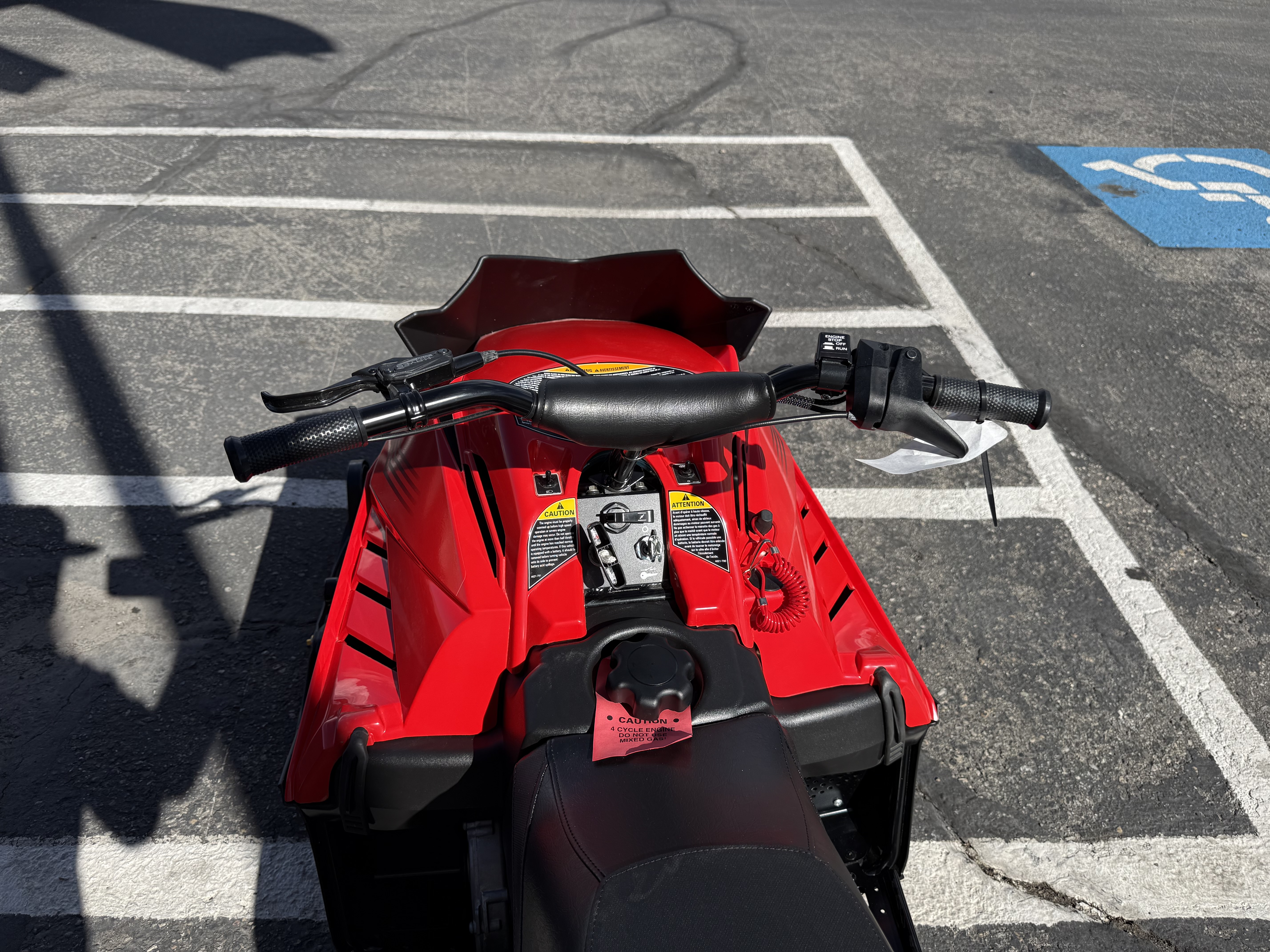 2027 Polaris INDY 200 SNOWMOBILE