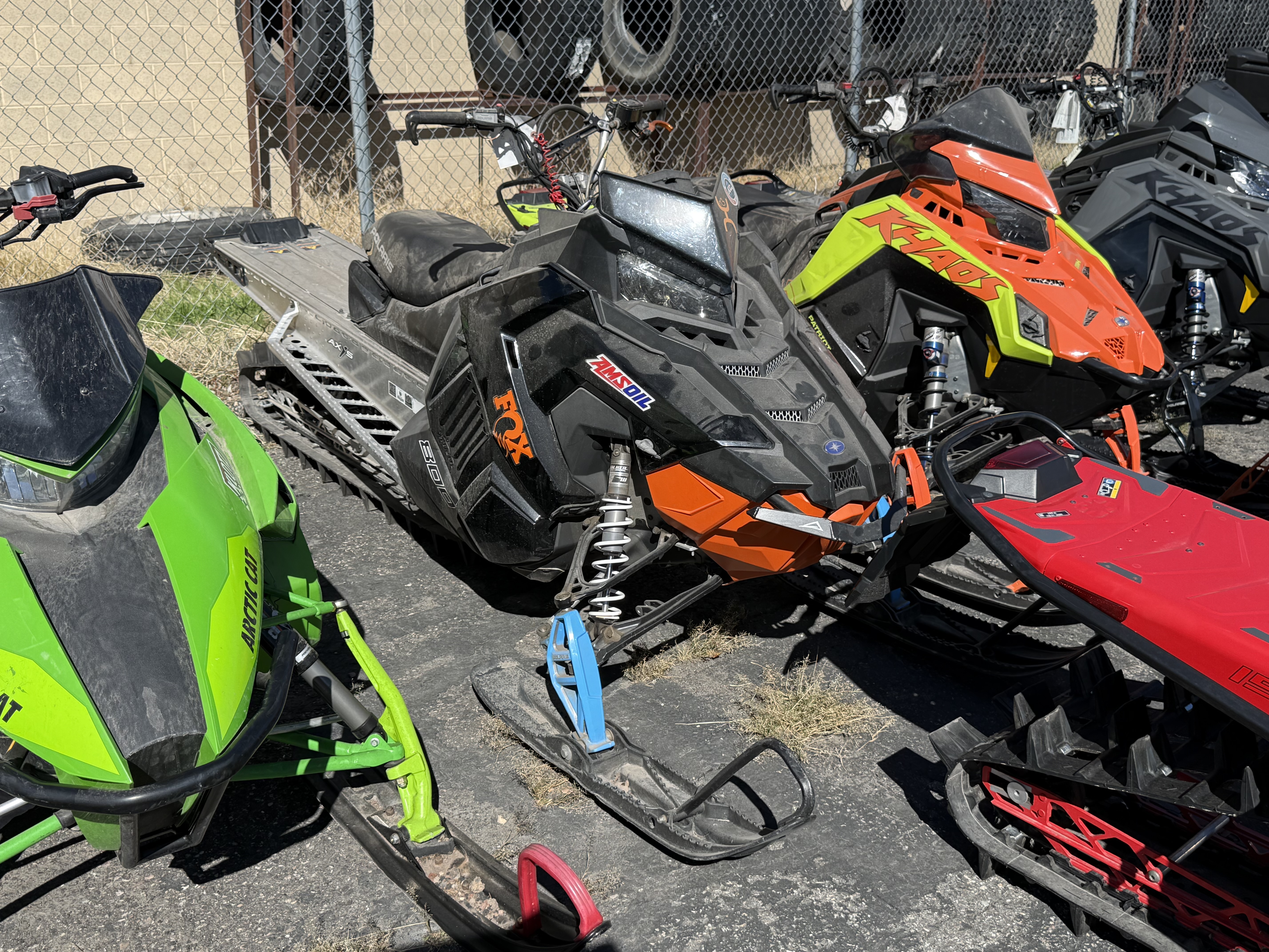 2016 Polaris 800 RMK ASSAULT 155 POWDER BLACK Base