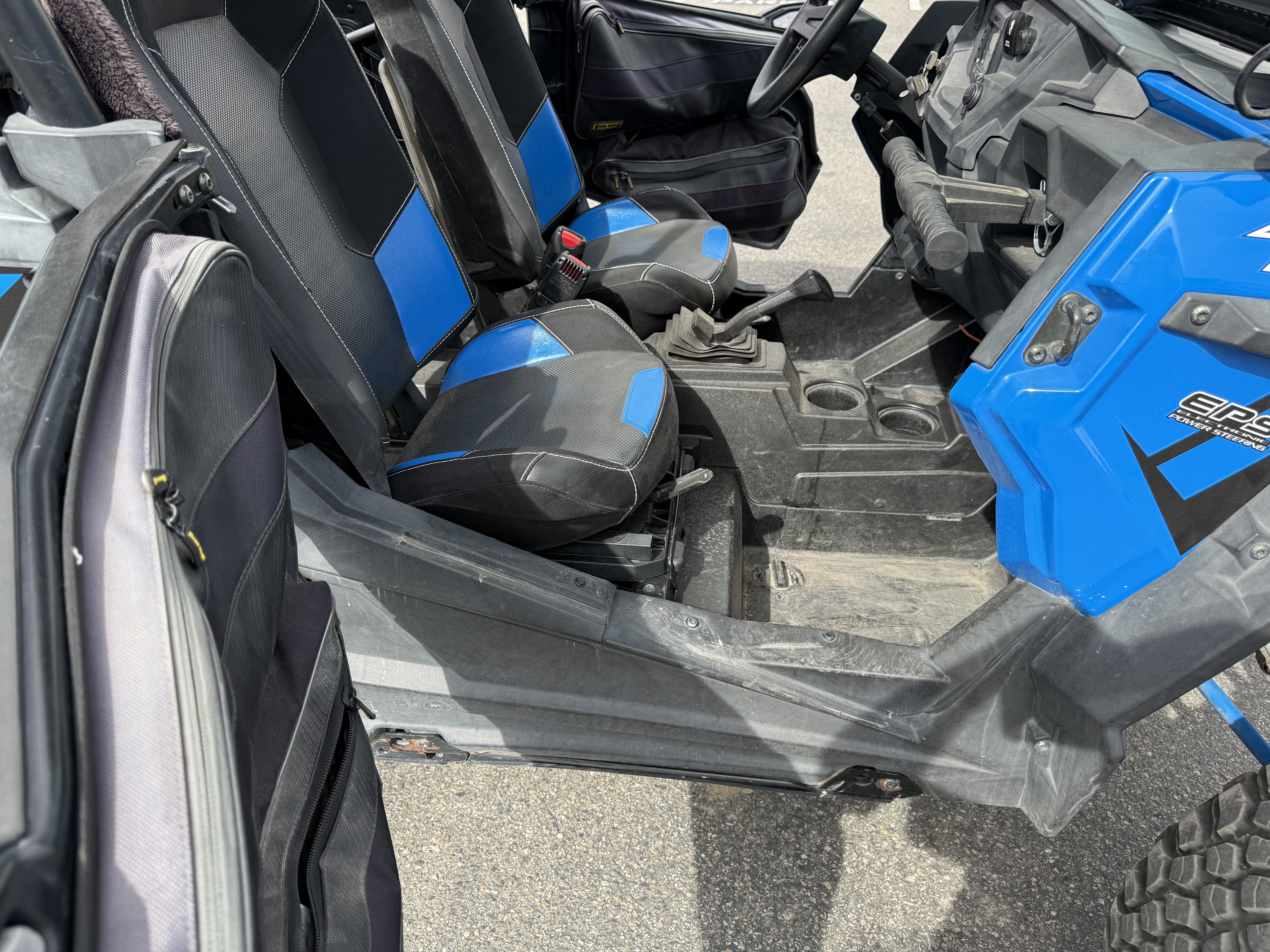 2017 POLARIS RZR XP 4 TURBO UTV