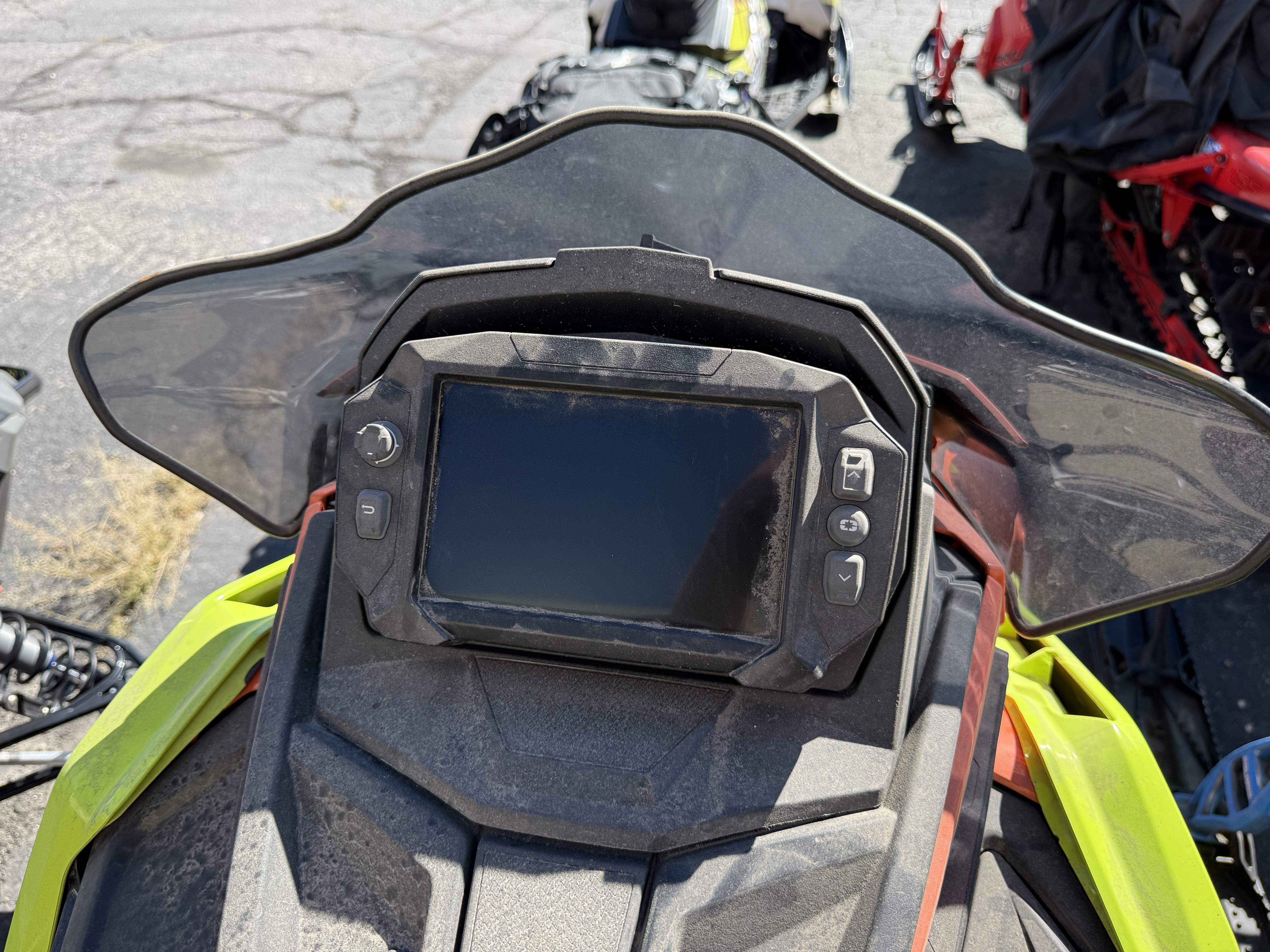 2023 POLARIS Patriot 9R RMK Khaos Slash 165 2.75" SNOWMOBILE